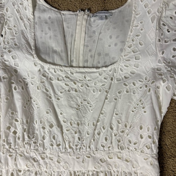 Nordstrom Women’s Medium White Eyelet Tiered Dress Bridal 100% Cotton Midi - Picture 4 of 10